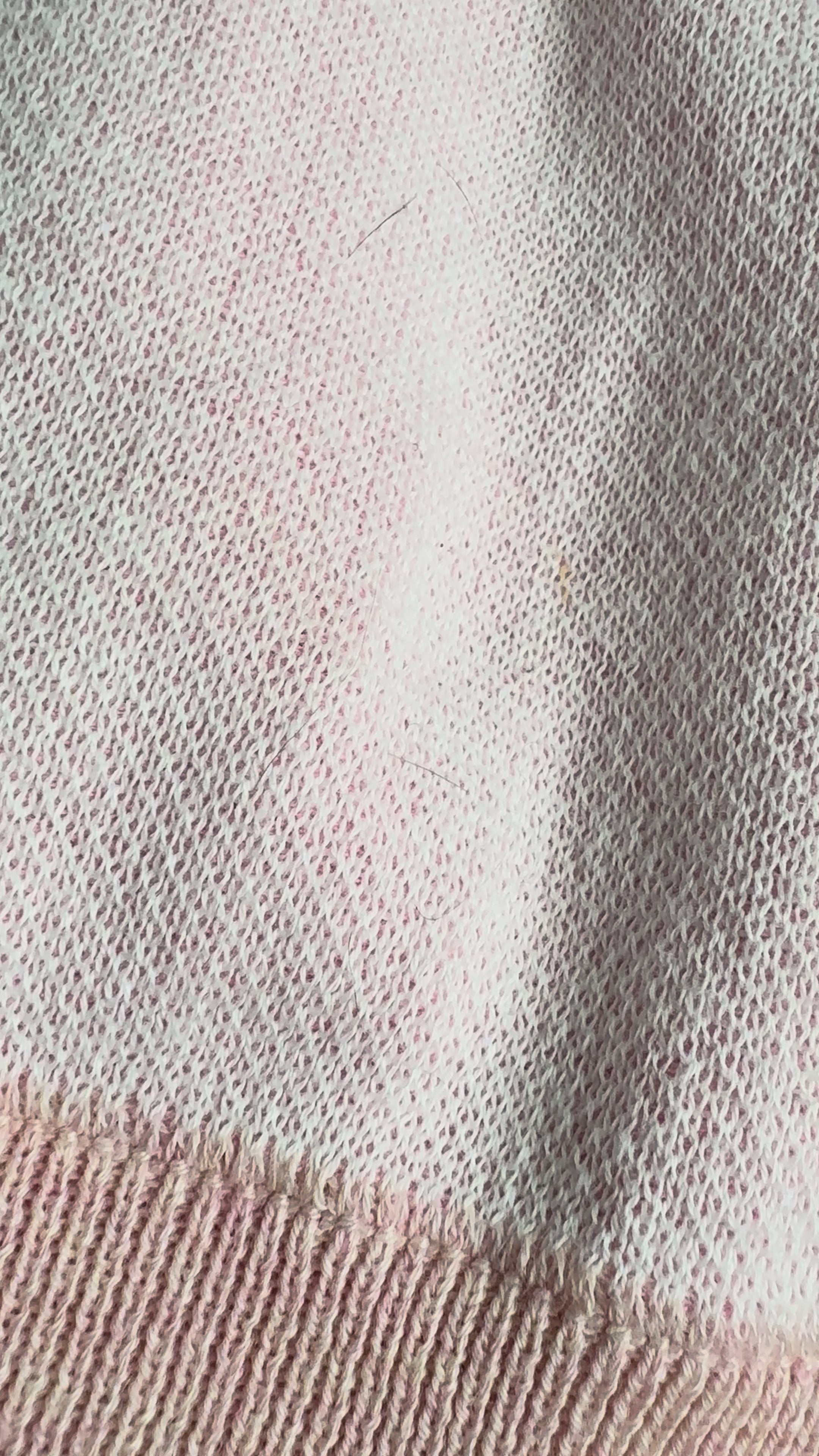 "Feminine" Relaxed fit knitted crew neck sweater